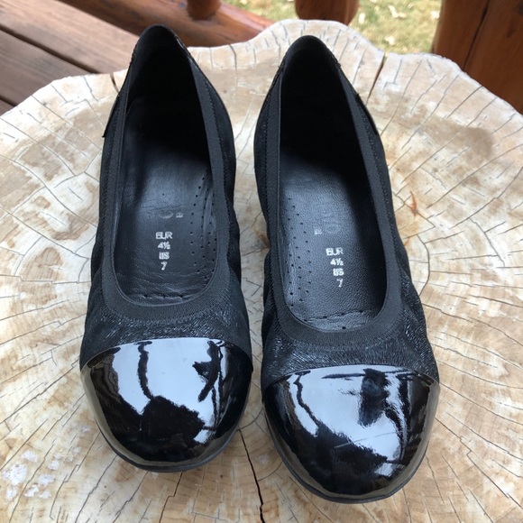 Mephisto Elettra Black Patent/Print Leather 7 M - Picture 1 of 8